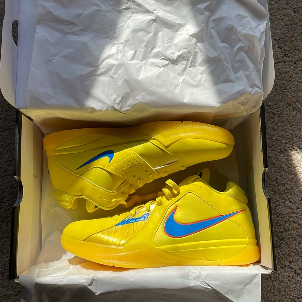 Nike zoom KD 3’Christmas 2023